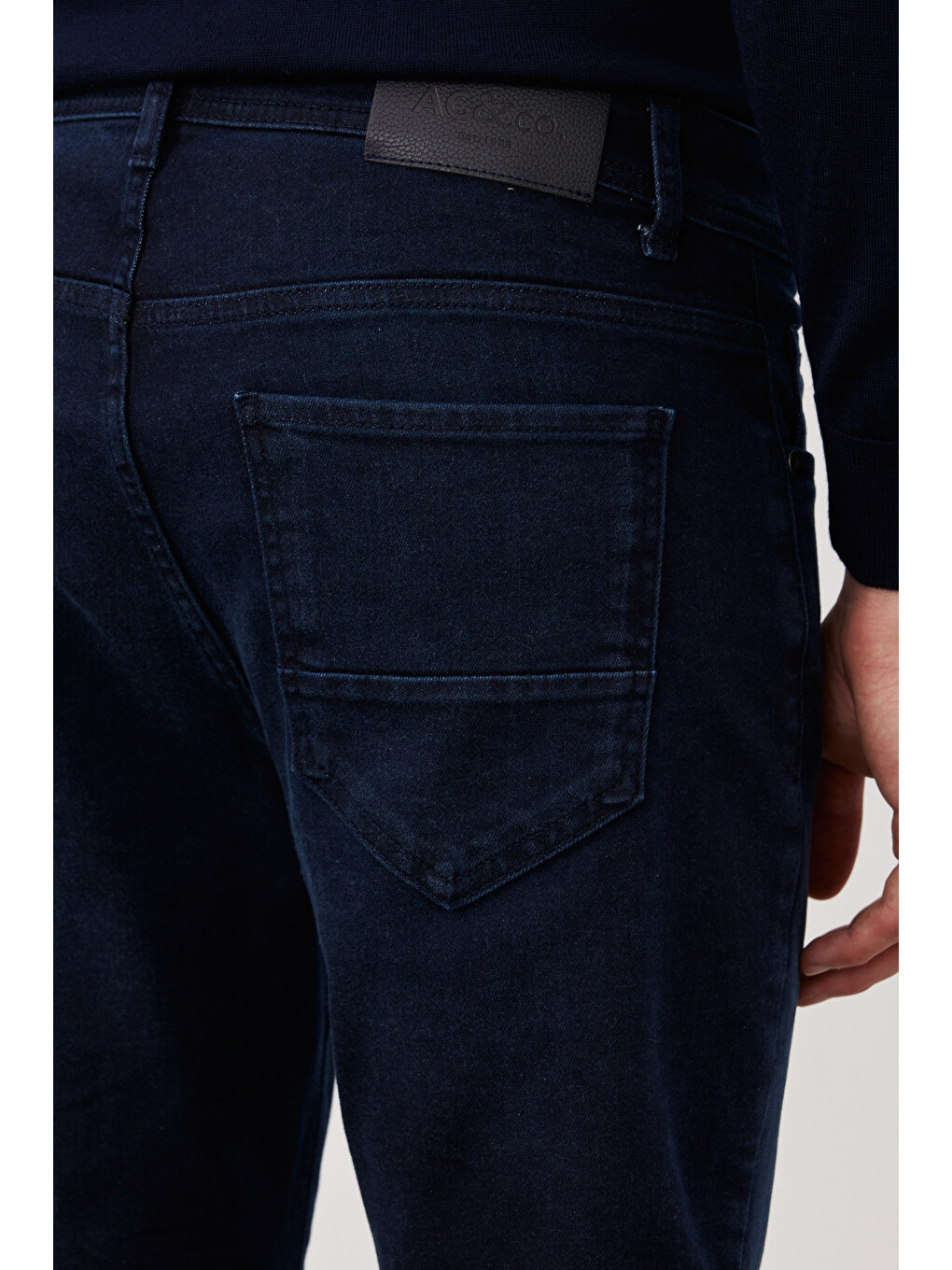Erkek Koyu Lacivert Trend Slim Fit Dar Kesim 5 Cep Denim Jean Pantolon-5