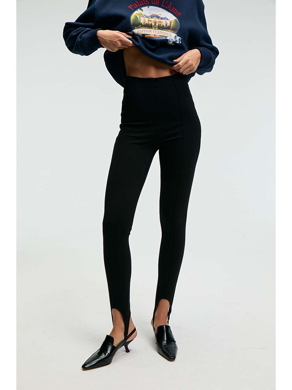 Rysanne Kadın Esnek Kumaşlı Slim Fit Paçası Lastik Detaylı Siyah Pantolon-4