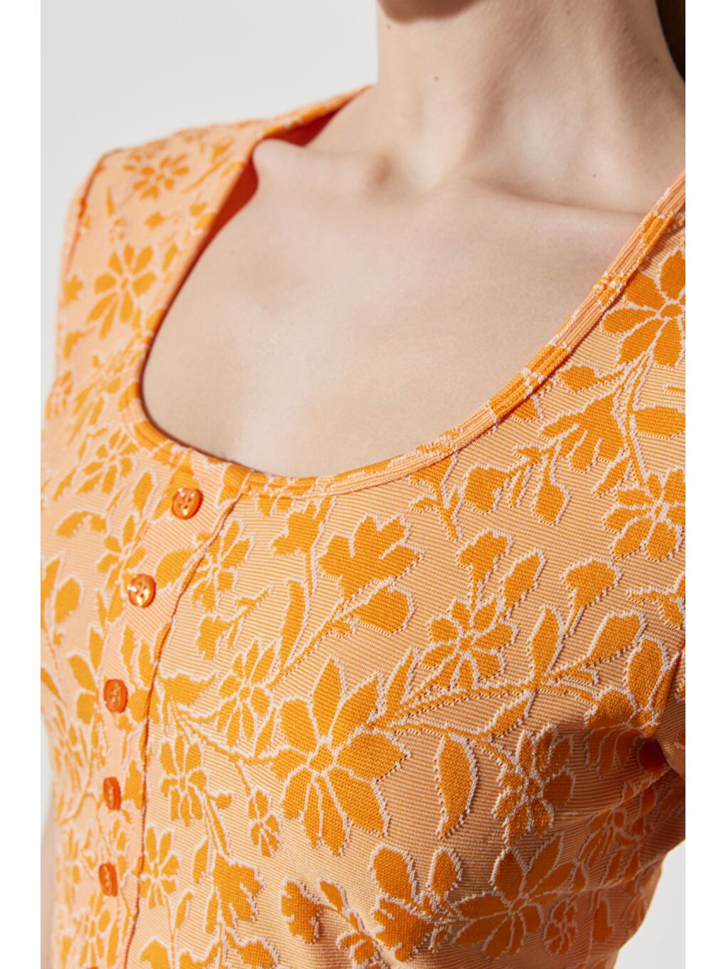 Regular Fit Normal Kesim Bisiklet Yaka Turuncu Crop Bluz-4