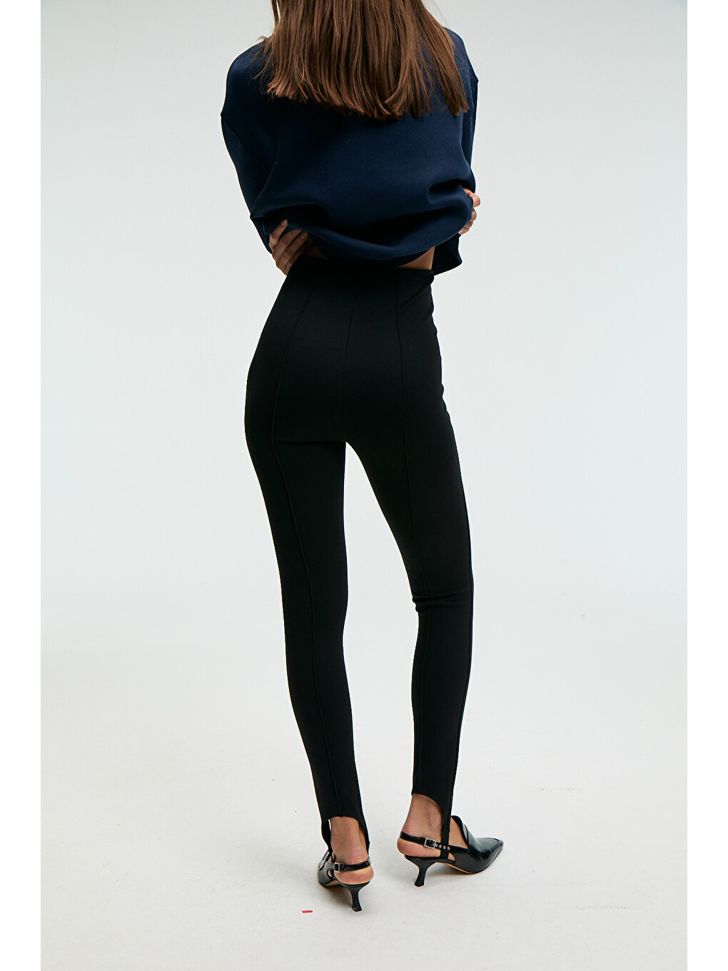 Rysanne Kadın Esnek Kumaşlı Slim Fit Paçası Lastik Detaylı Siyah Pantolon-6