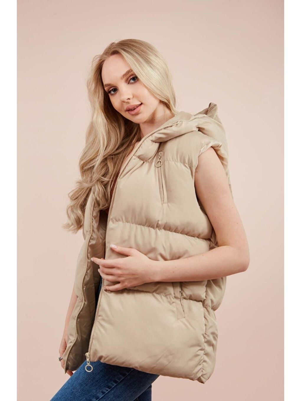 Ekru Kadın Krem Kapüşonlu Oversize Şişme Yelek-2