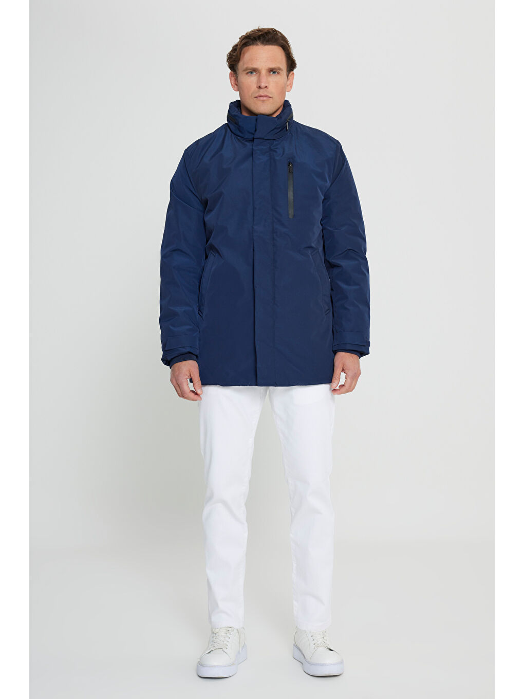 Erkek Lacivert Standart Fit Çıkma Kapüşonlu Vücut Isısı Ölçen Termometreli Kaban-1