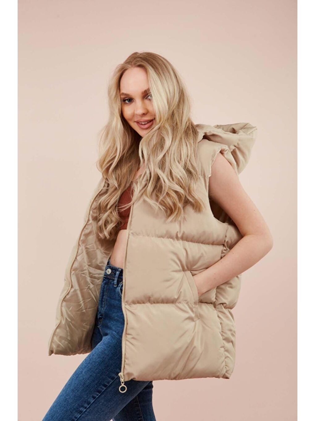 Ekru Kadın Krem Kapüşonlu Oversize Şişme Yelek-5