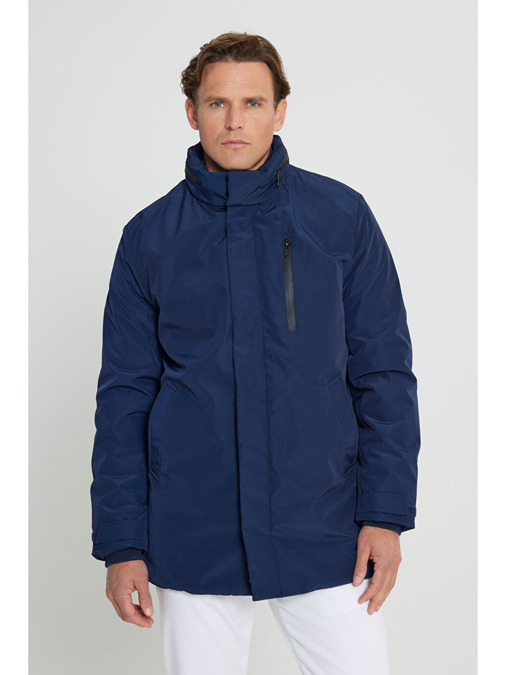 Erkek Lacivert Standart Fit Çıkma Kapüşonlu Vücut Isısı Ölçen Termometreli Kaban-5