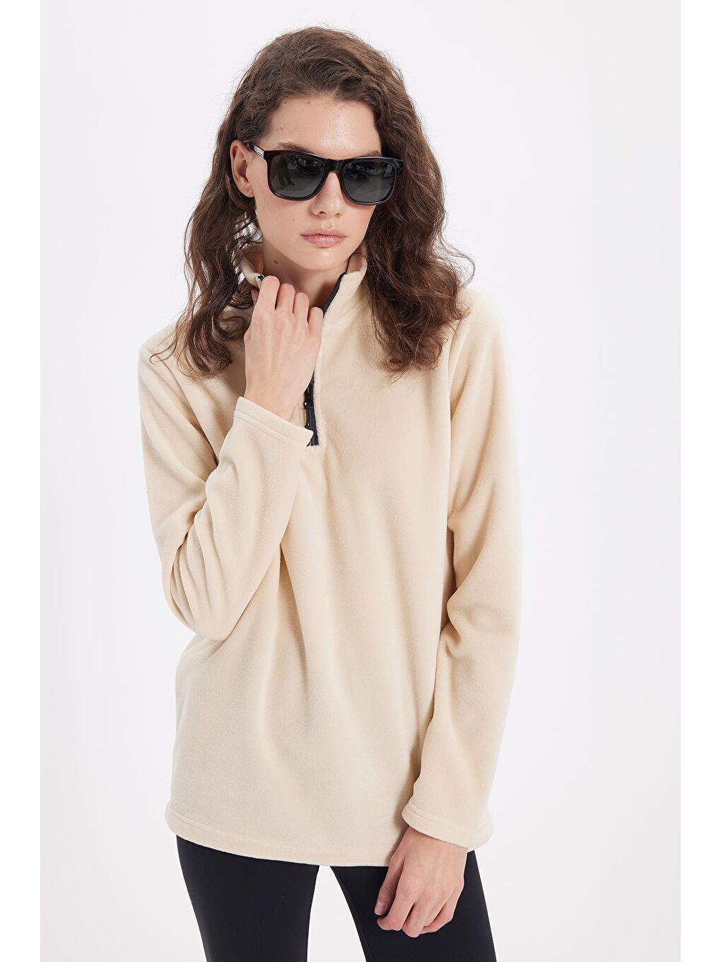 Kadın Standart Fit Anti-Pilling Tüylenme Yapmayan Soğuk Geçirmez Açık Bej Bato Yaka Polar Sweatshirt-4