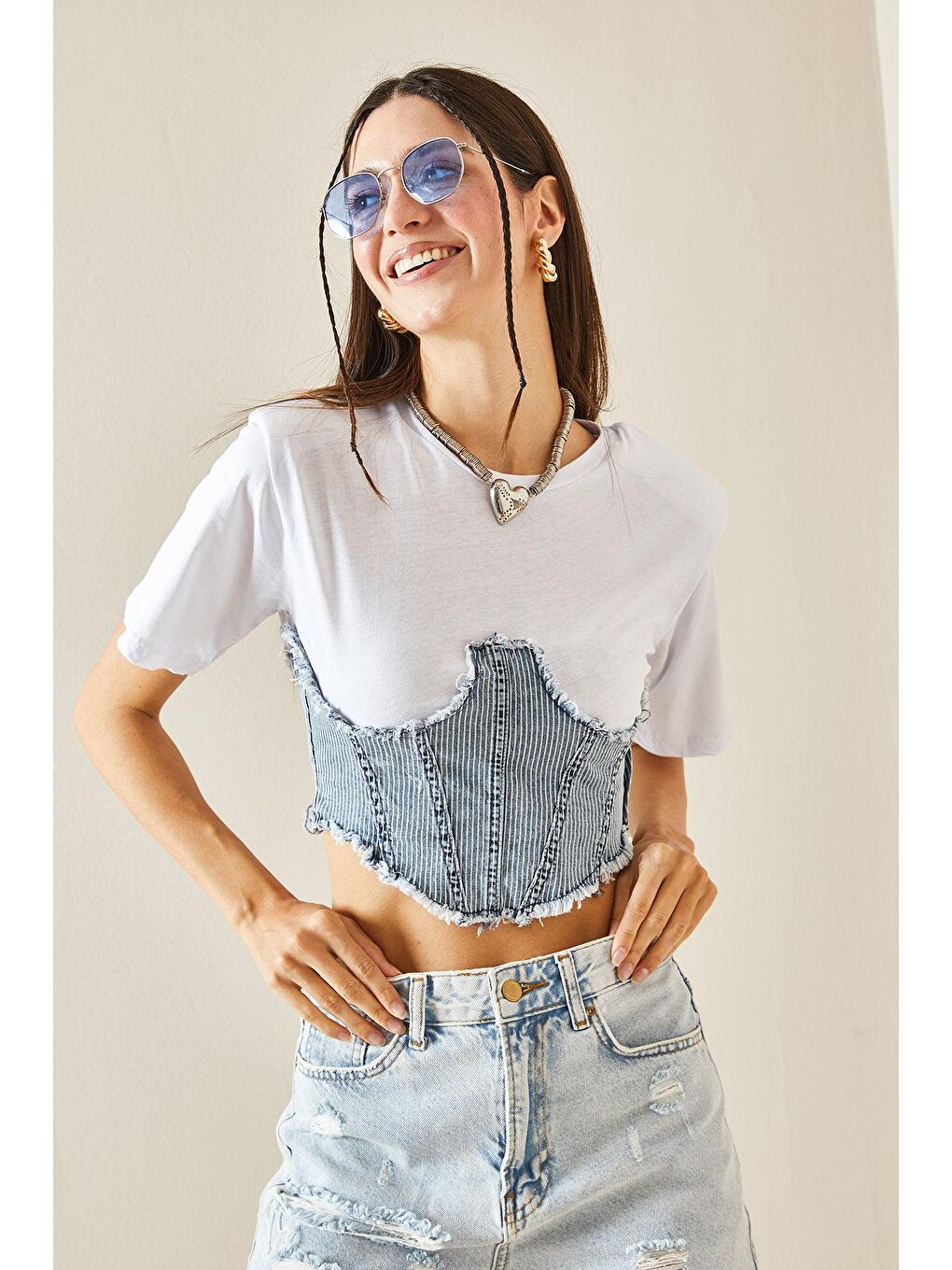 XHAN Beyaz Denim Detaylı Vatkalı Crop T-Shirt 5YXK1-48435-01 - 1