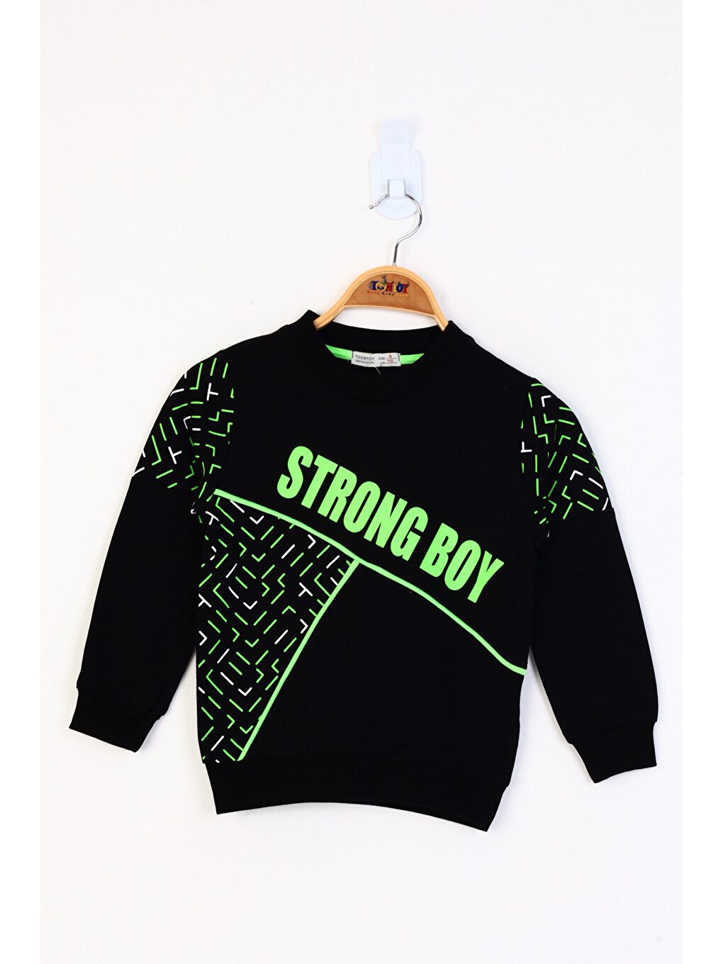 Siyah Erkek Çocuk Strong Boy Baskılı Sweatshirt