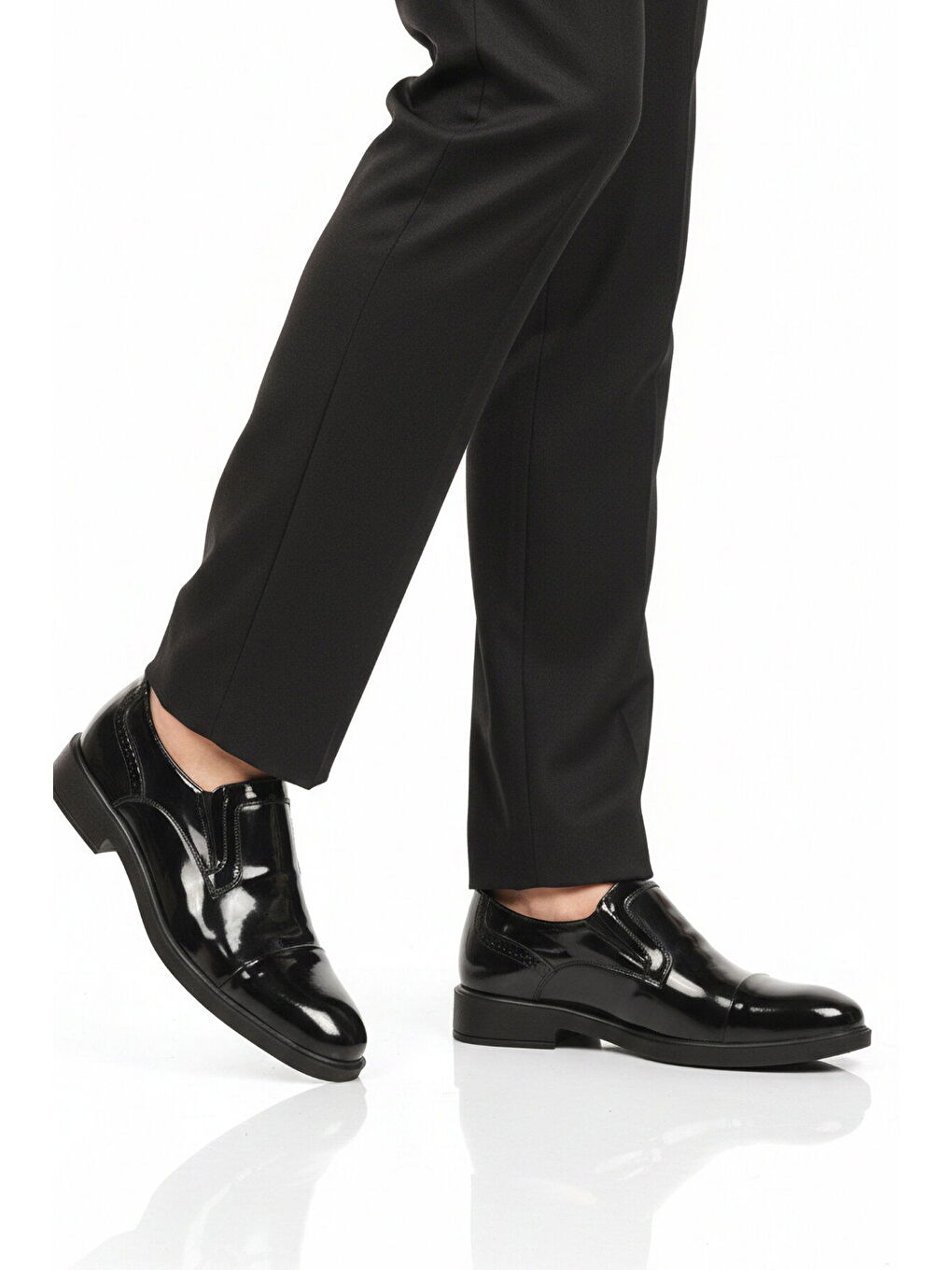 Siyah Rugan Hakiki Deri Erkek Klasik Ayakkabı 022 M