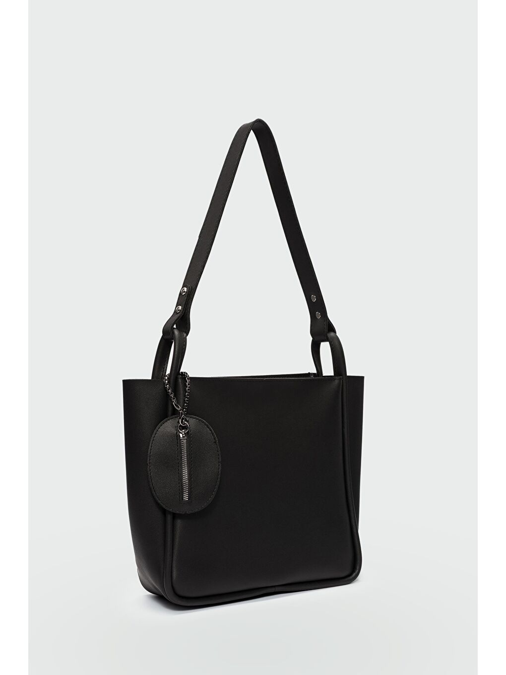 Chiara Charmlı Omuz Çantası Siyah-1