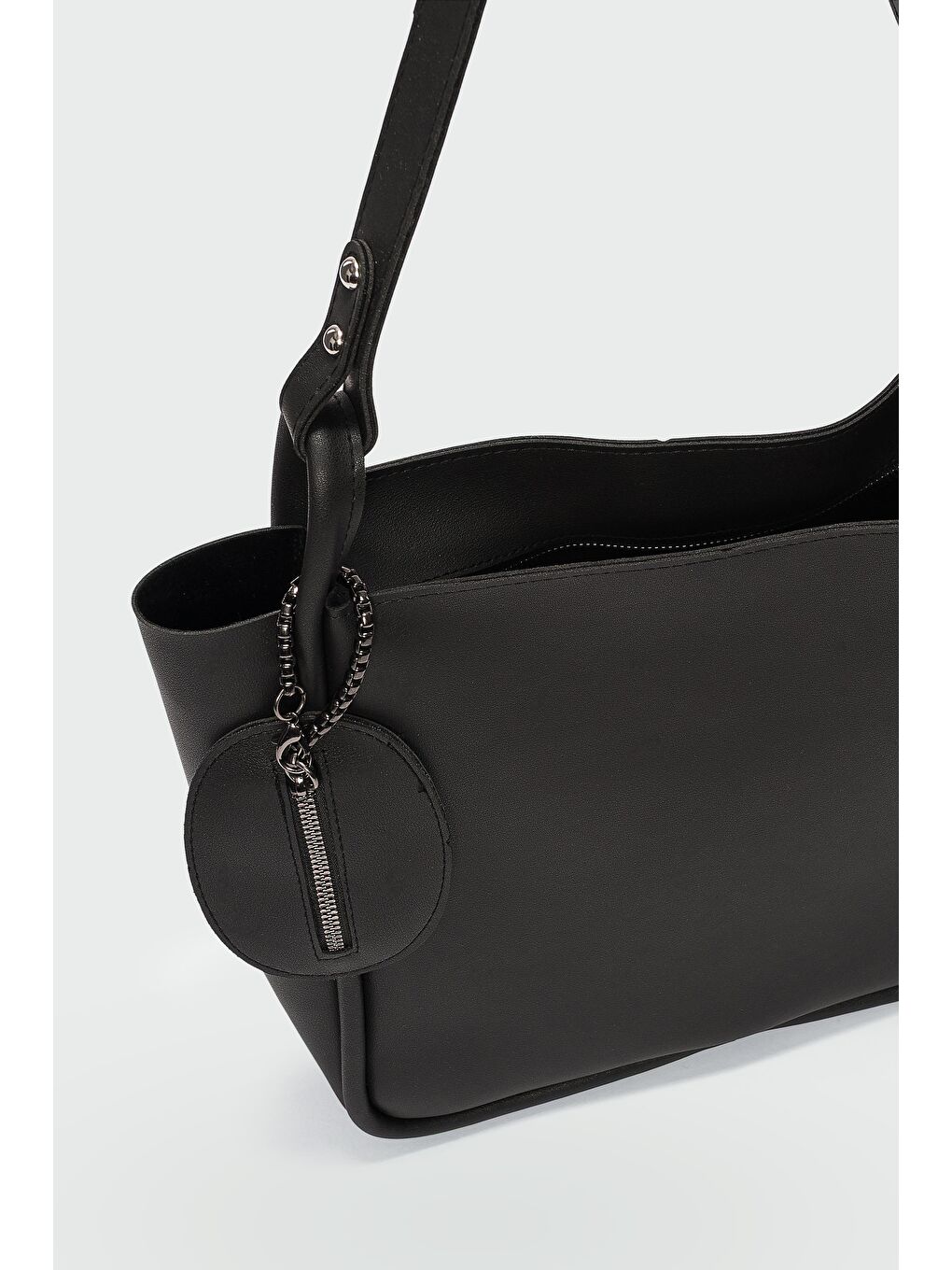 Chiara Charmlı Omuz Çantası Siyah-2
