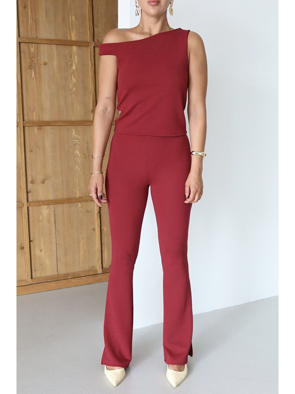 Kadın Bordo Omuz Detaylı Kalın Askılı Bluz Yırtmaç Detaylı Pantolon Takım-3