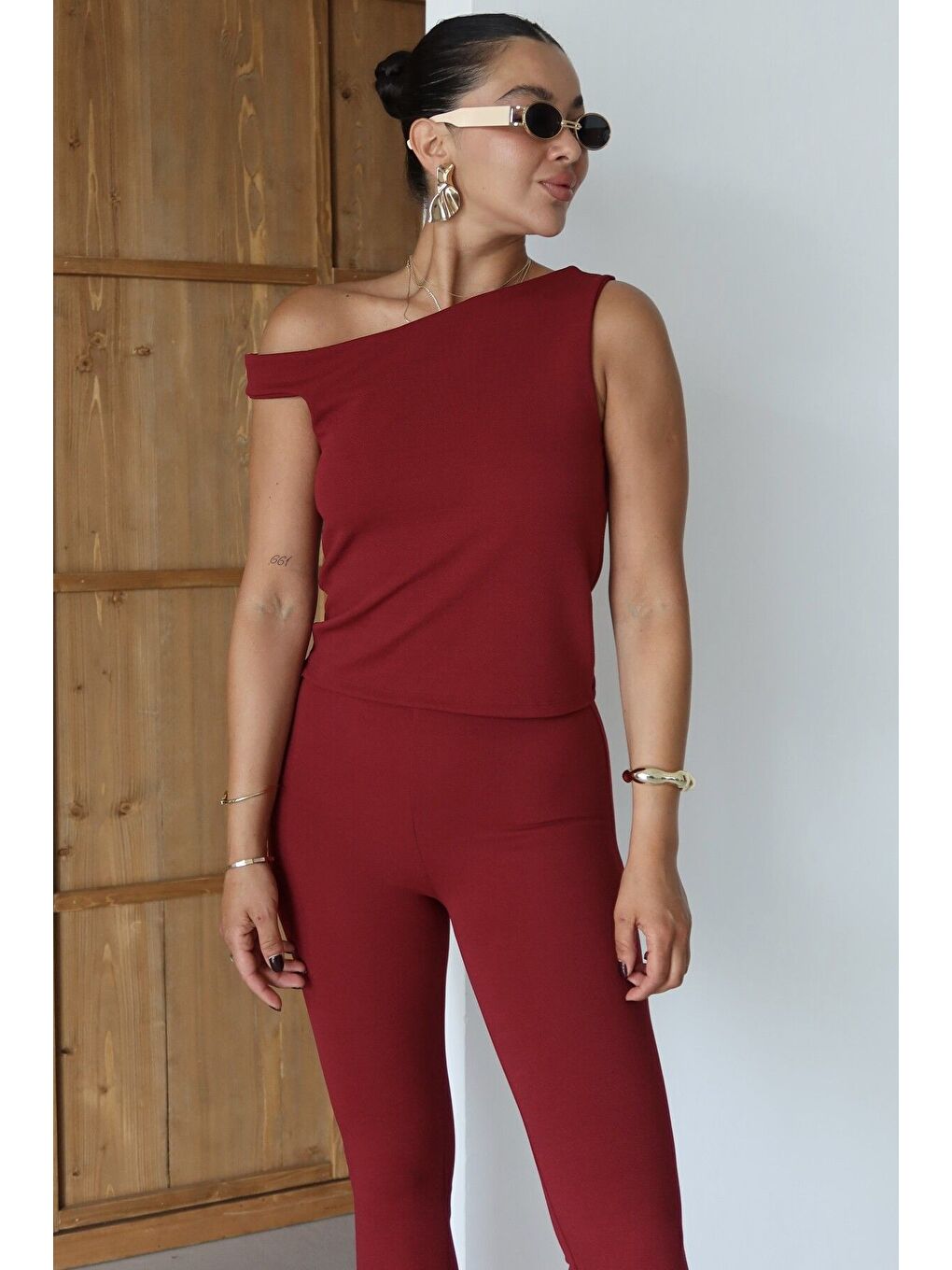 Kadın Bordo Omuz Detaylı Kalın Askılı Bluz Yırtmaç Detaylı Pantolon Takım-5