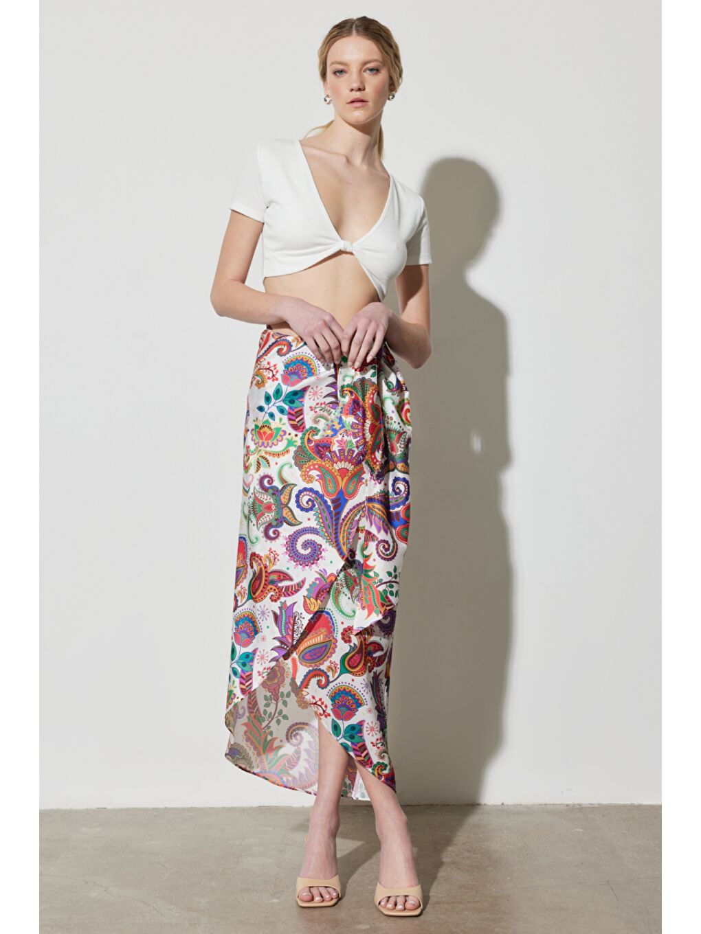 Karışık Regular Fit Normal Kesim Yüksek Bel Belden Bağlamalı Desenli Uzun Etek-1