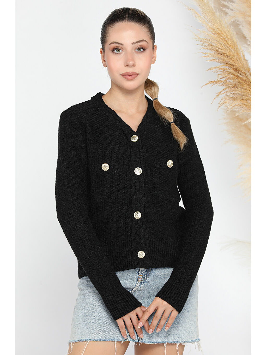 Siyah Kadın Şaç Örgü Desenli Triko Hırka