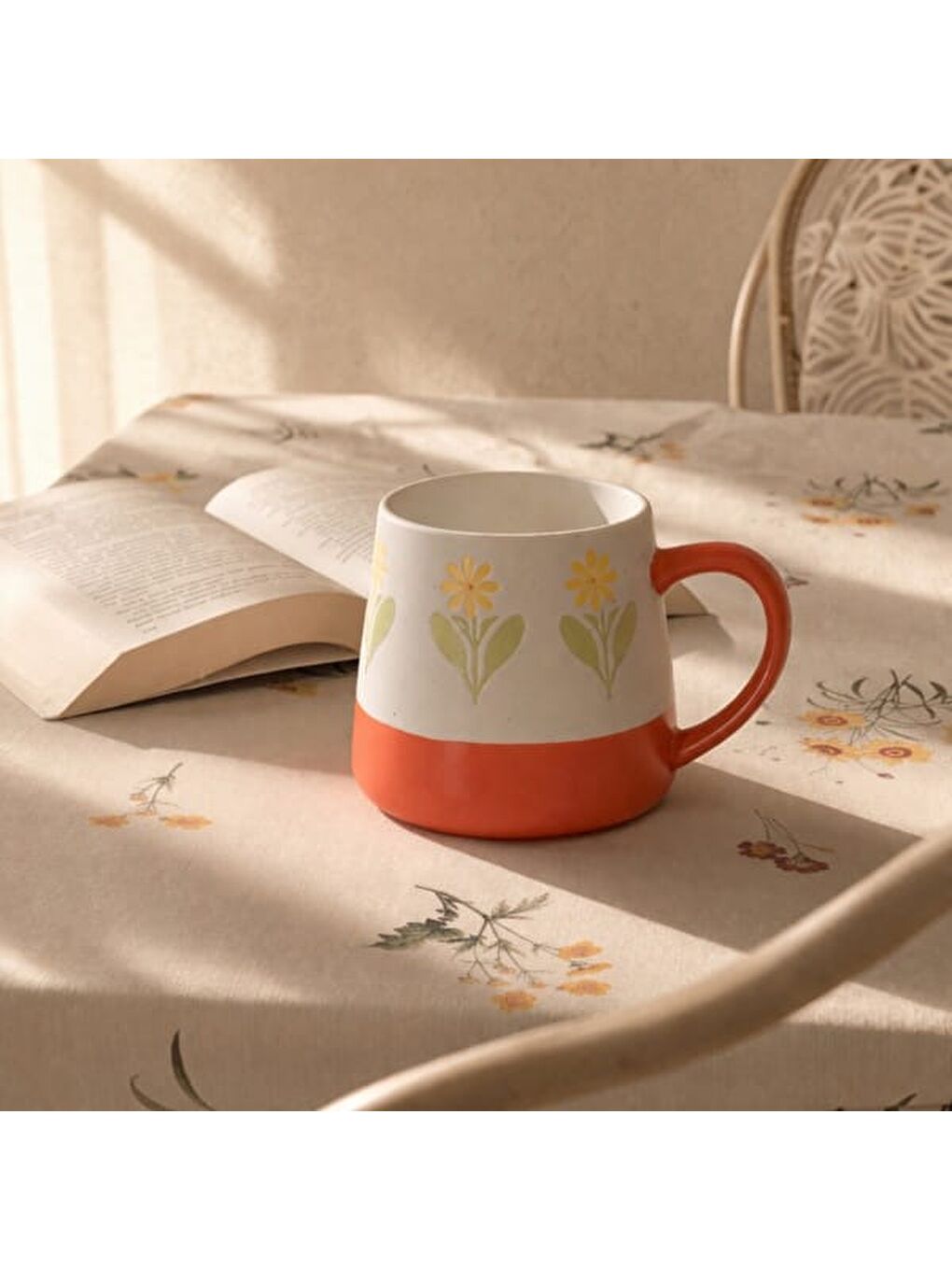 Kitchen Sarı Çiçekli Seramik Kupa - Beyaz - 500 ml