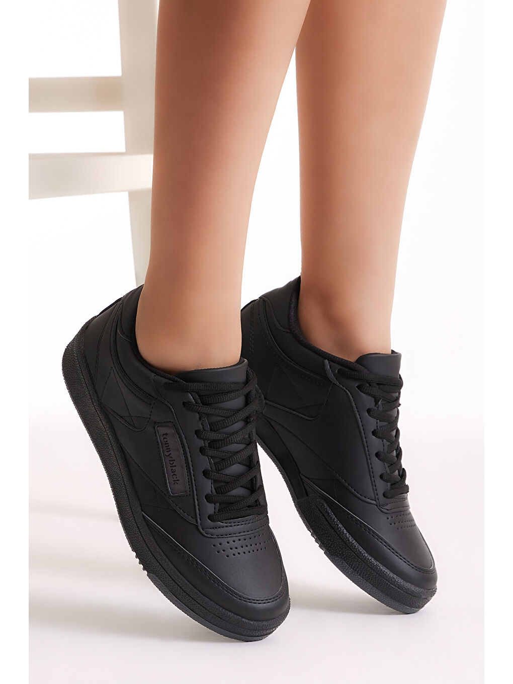 Unisex Siyah Cilt Rahat Kalıp Poli Taban Bağcıklı Spor Ayakkabı-2