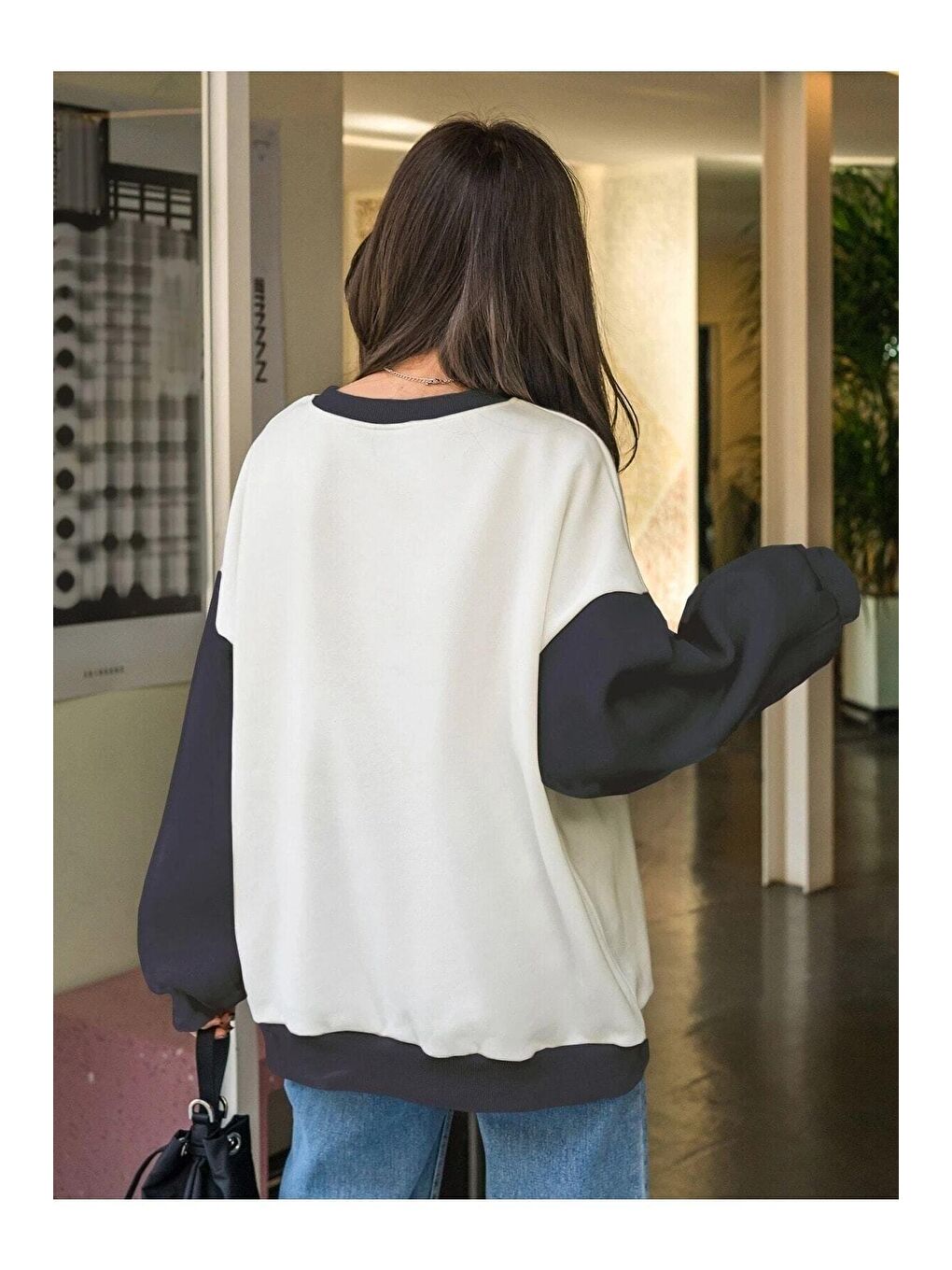 Trendseninle Füme-Beyaz Kadın Beyaz Enough Baskılı Füme Kol Detay Oversize Sweatshirt - 1