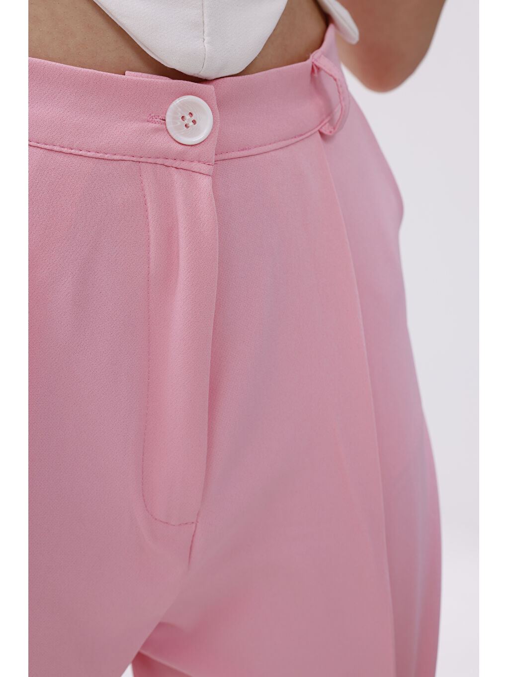 Pembe FundaChoosesXGenius Kadın Pileli Şort İç Göstermez Lamineli Kadın Şort PİLELİ-ŞORT-3