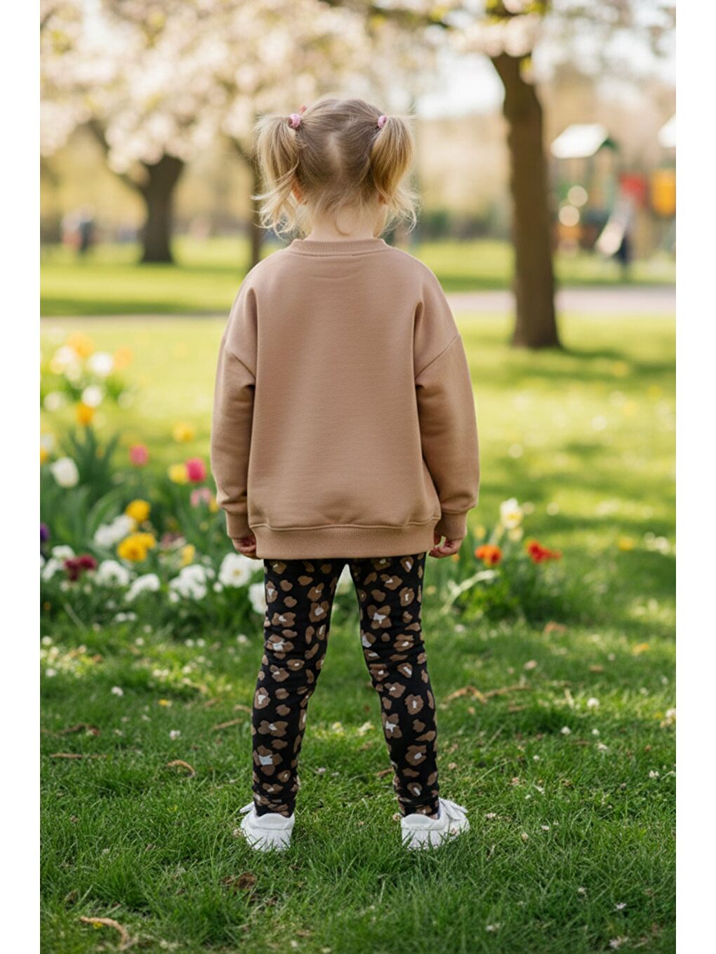 Siyah Leopar Desenli Kız Çocuk Tayt-1