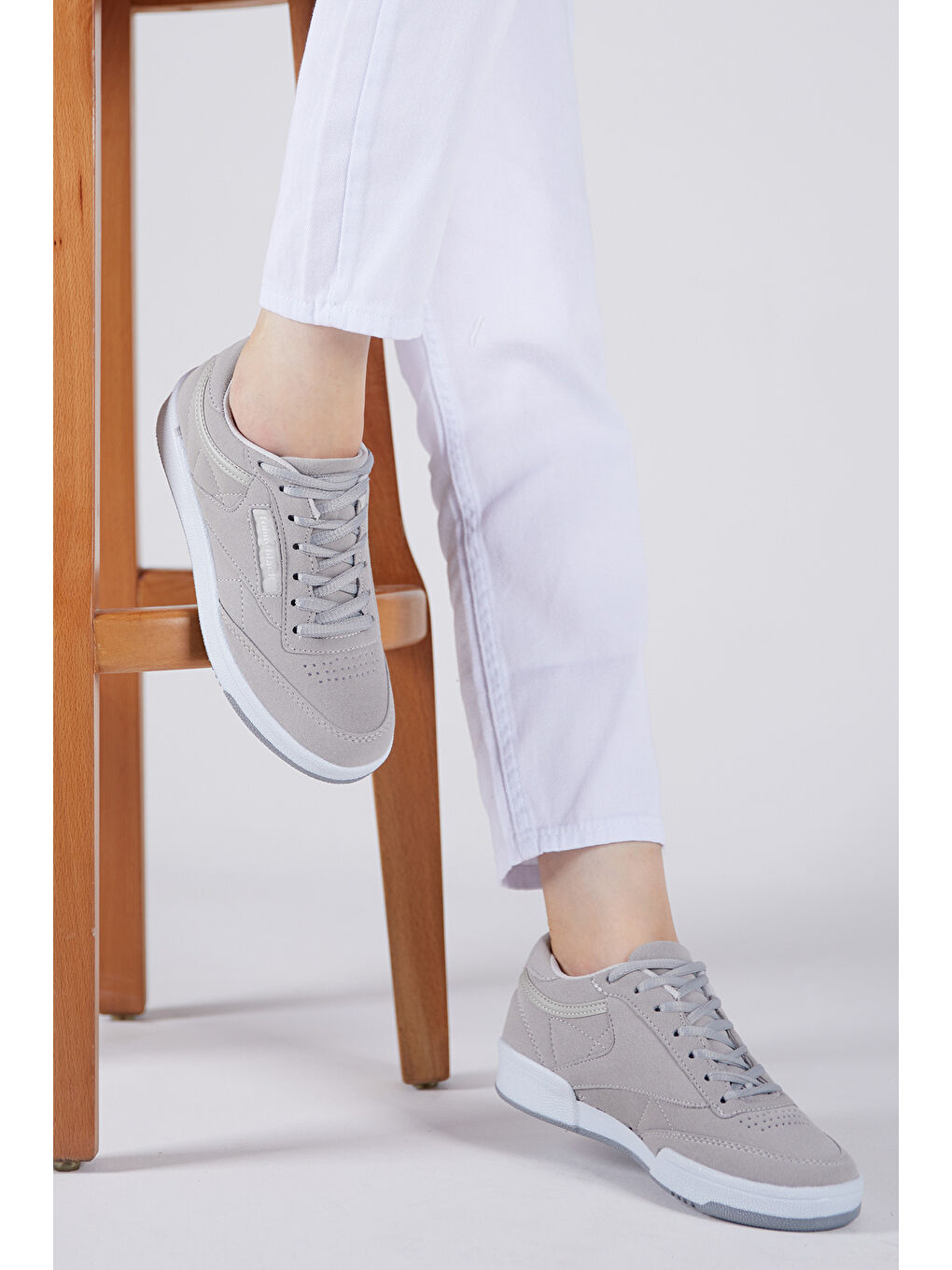 Unisex Gri Süet Rahat Kalıp Poli Taban Bağcıklı Spor Ayakkabı-2