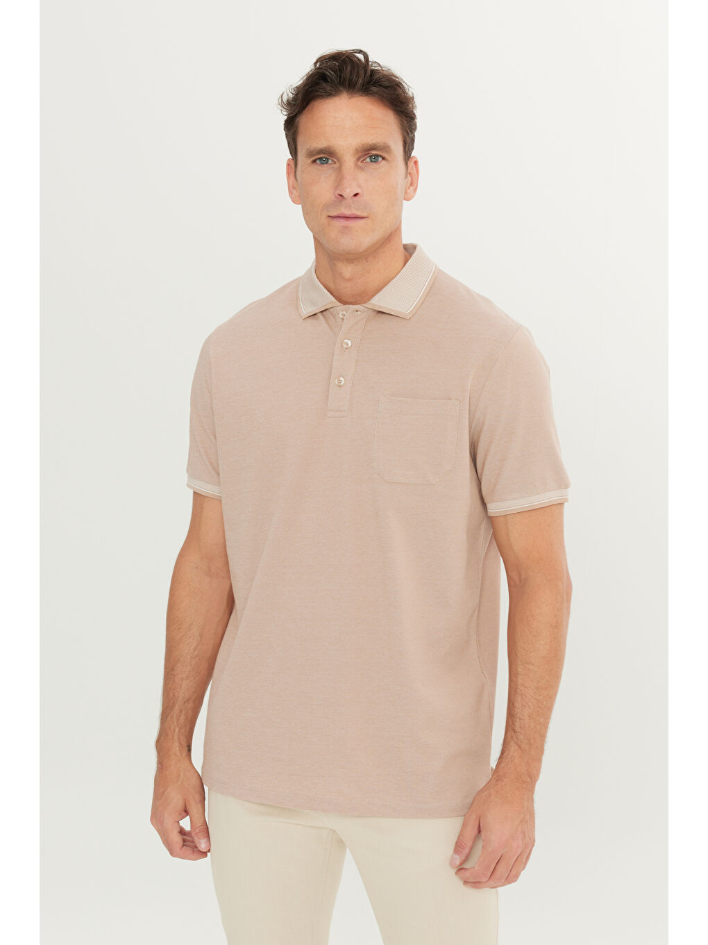 Erkek Bej-Beyaz Pamuklu Comfort Fit Rahat Kesim Polo Yaka Cepli Tişört