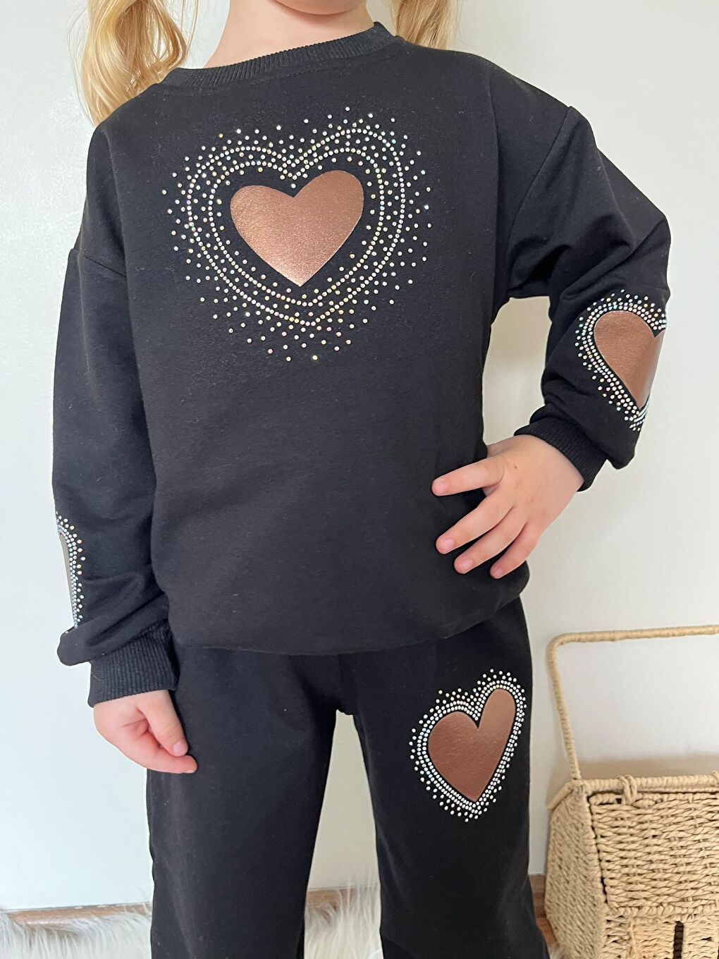 Siyah Kız Çocuk Kalp Detay Alt Üst Eşofman Takımı-3