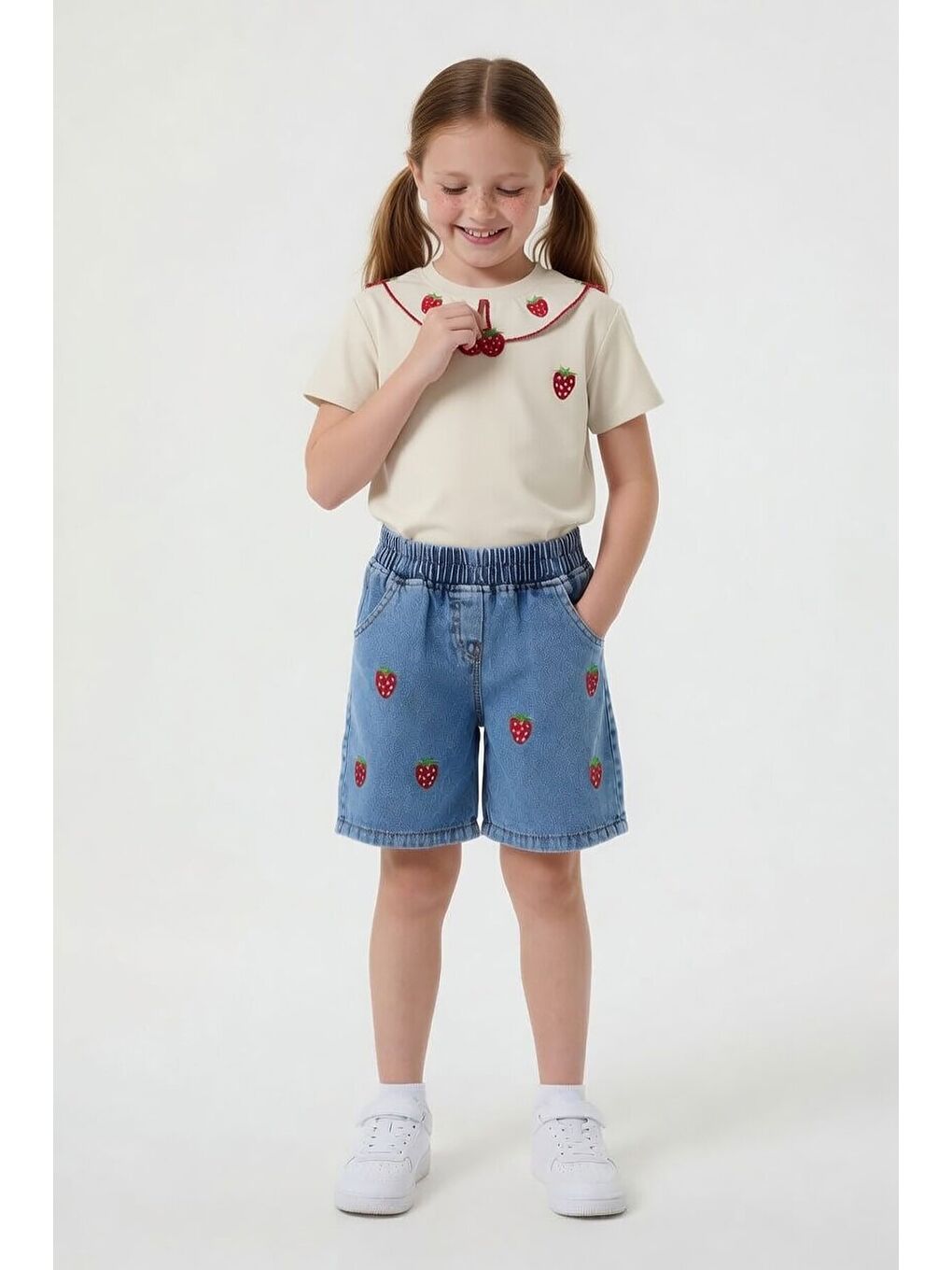 Bej Yakası Çilek Nakışlı Badili Jean Şortlu Kız Çocuk 2li Takım 24047-3