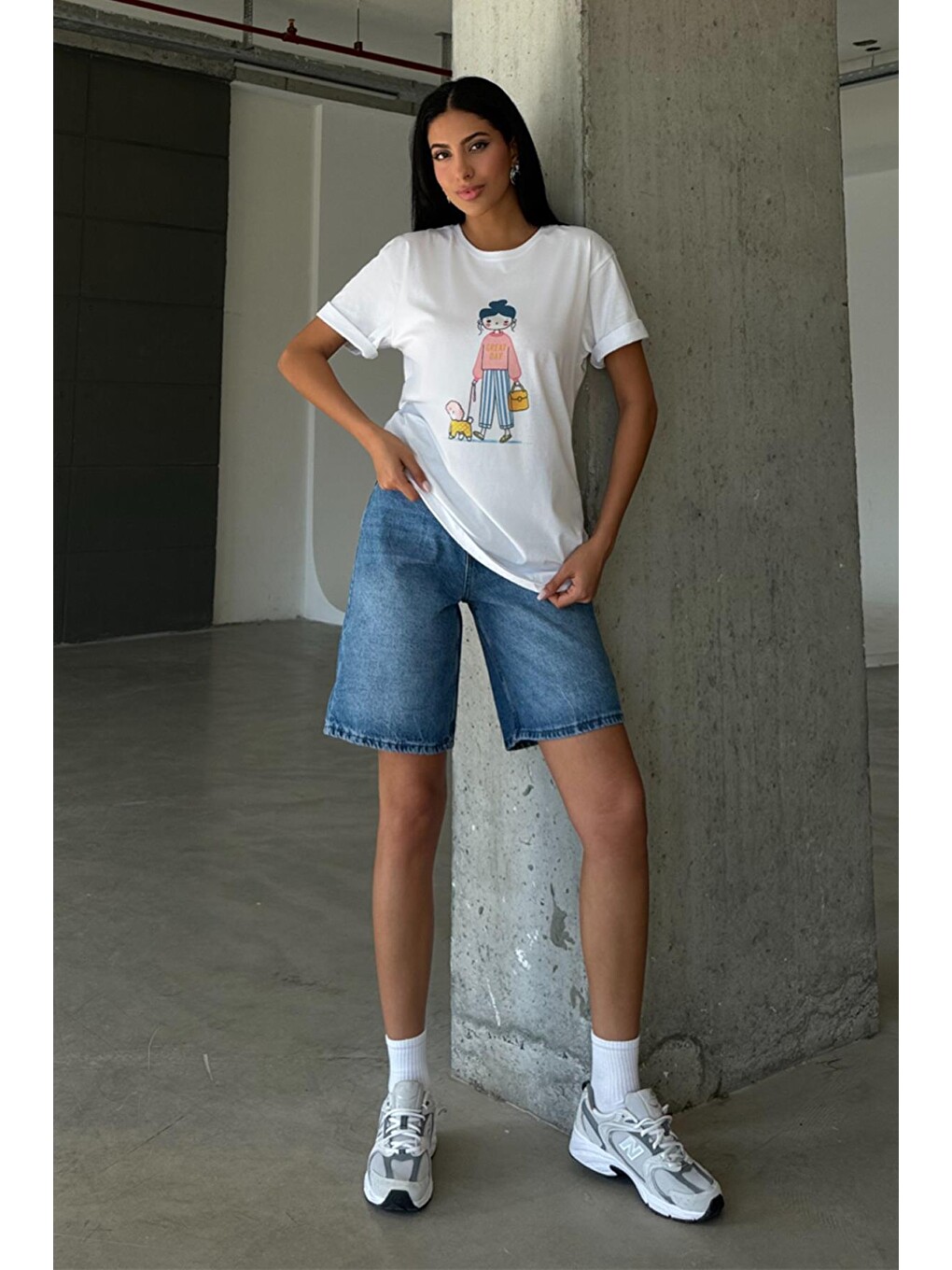 Beyaz Great Day Baskılı Yapay Zeka Tasarımı Ekolojik Penye Oversize %100 Pamuk Kadın Tişört @BlahxAi-1