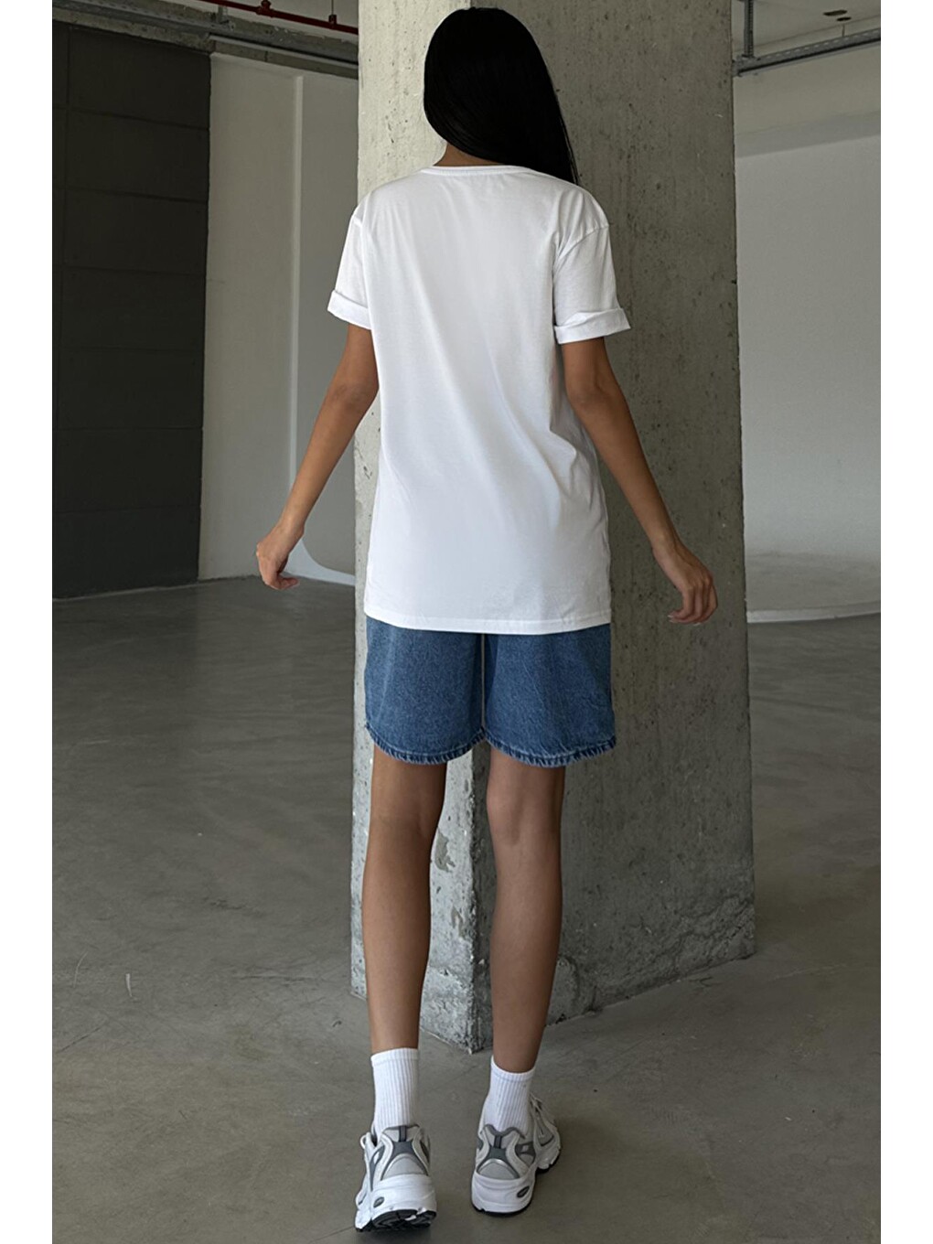 Beyaz Great Day Baskılı Yapay Zeka Tasarımı Ekolojik Penye Oversize %100 Pamuk Kadın Tişört @BlahxAi-3