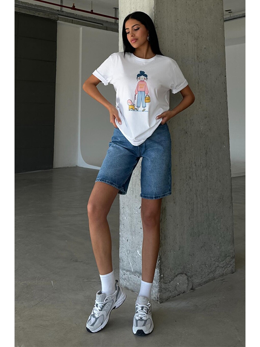 Beyaz Great Day Baskılı Yapay Zeka Tasarımı Ekolojik Penye Oversize %100 Pamuk Kadın Tişört @BlahxAi-4