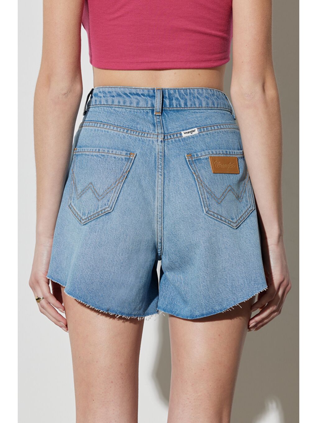 Regular Fit Normal Kesim Yüksek Bel Açık Mavi Esnek Jean Jean Şort-5