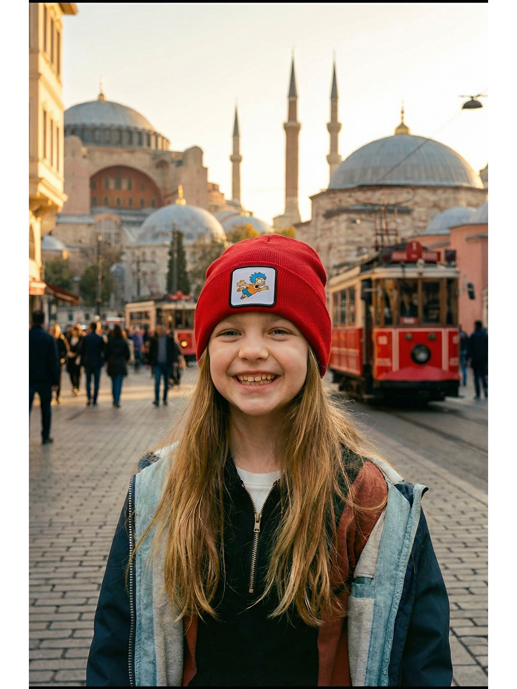 Çizgi Film Logolu Kırmızı Çocuk Bere-2