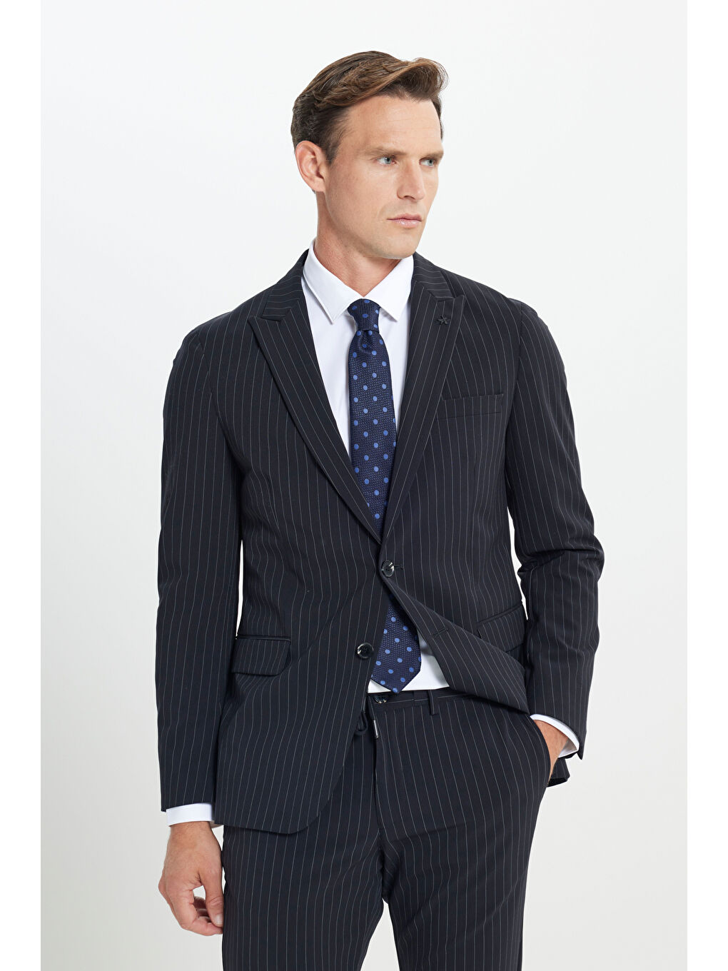 Erkek Koyu Lacivert Slim Fit Dar Kesim Kırlangıç Yaka Çizgili Takım Elbise-3