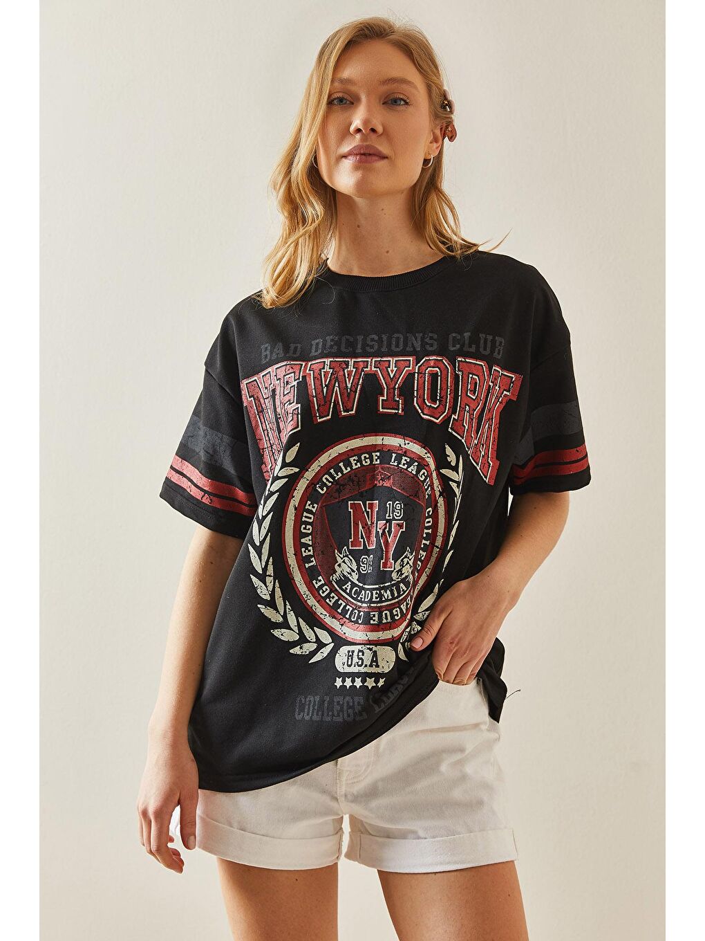 Siyah Baskılı Bisiklet Yaka Oversize Tişört 5YXK1-48006-02-2