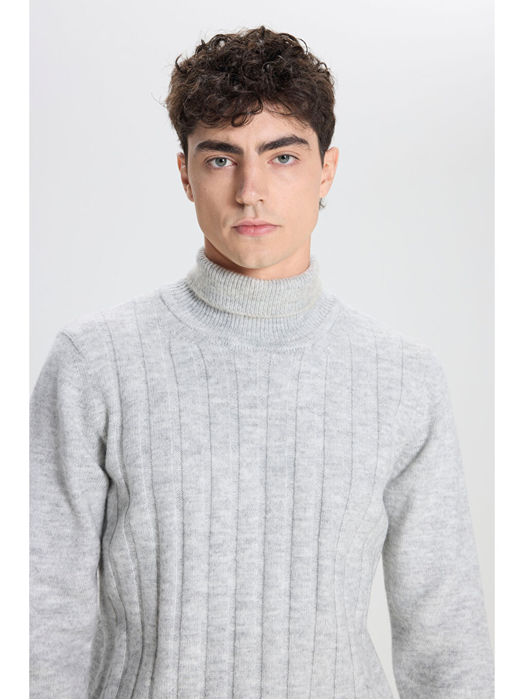 Erkek Gri Melanj Standart Fit Normal Kesim Tam Balıkçı Yaka Jakarlı Triko Kazak-8