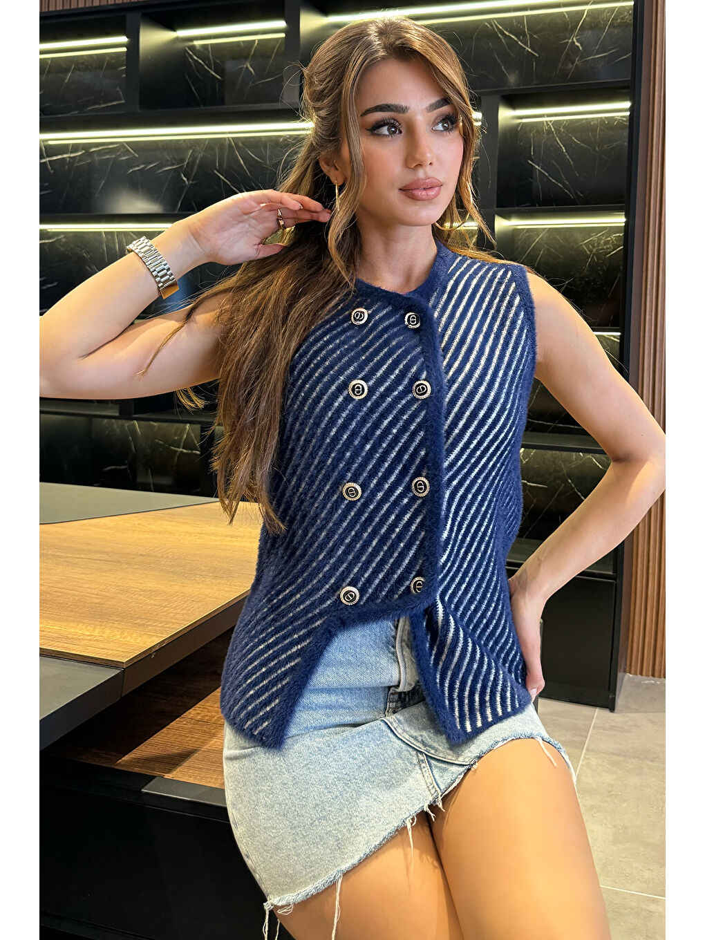 Lacivert Kadın  İplik Sakallı Triko Yelek