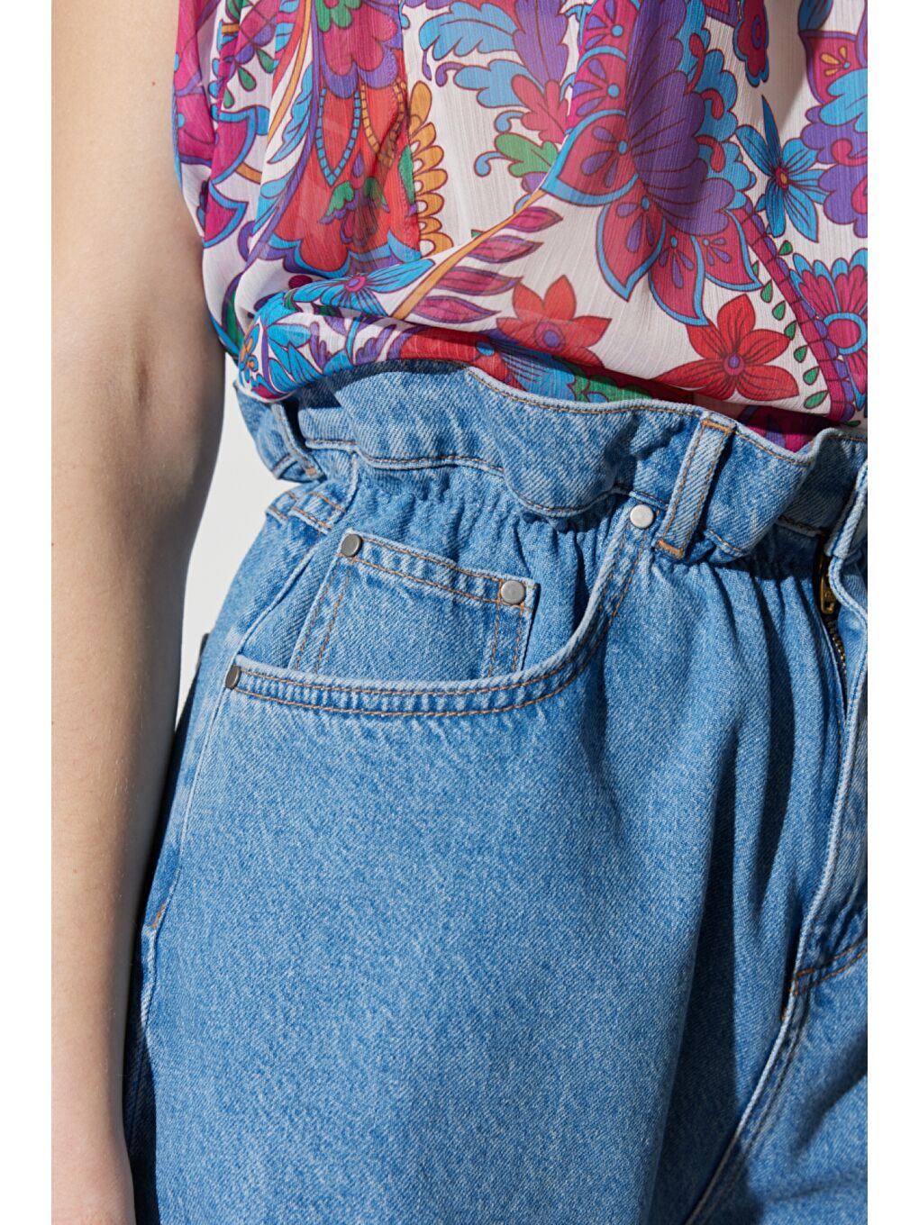 Yeşil Festival Regular Fit Normal Kesim %100 Pamuk Yüksek Bel Jean Jean Şort-4