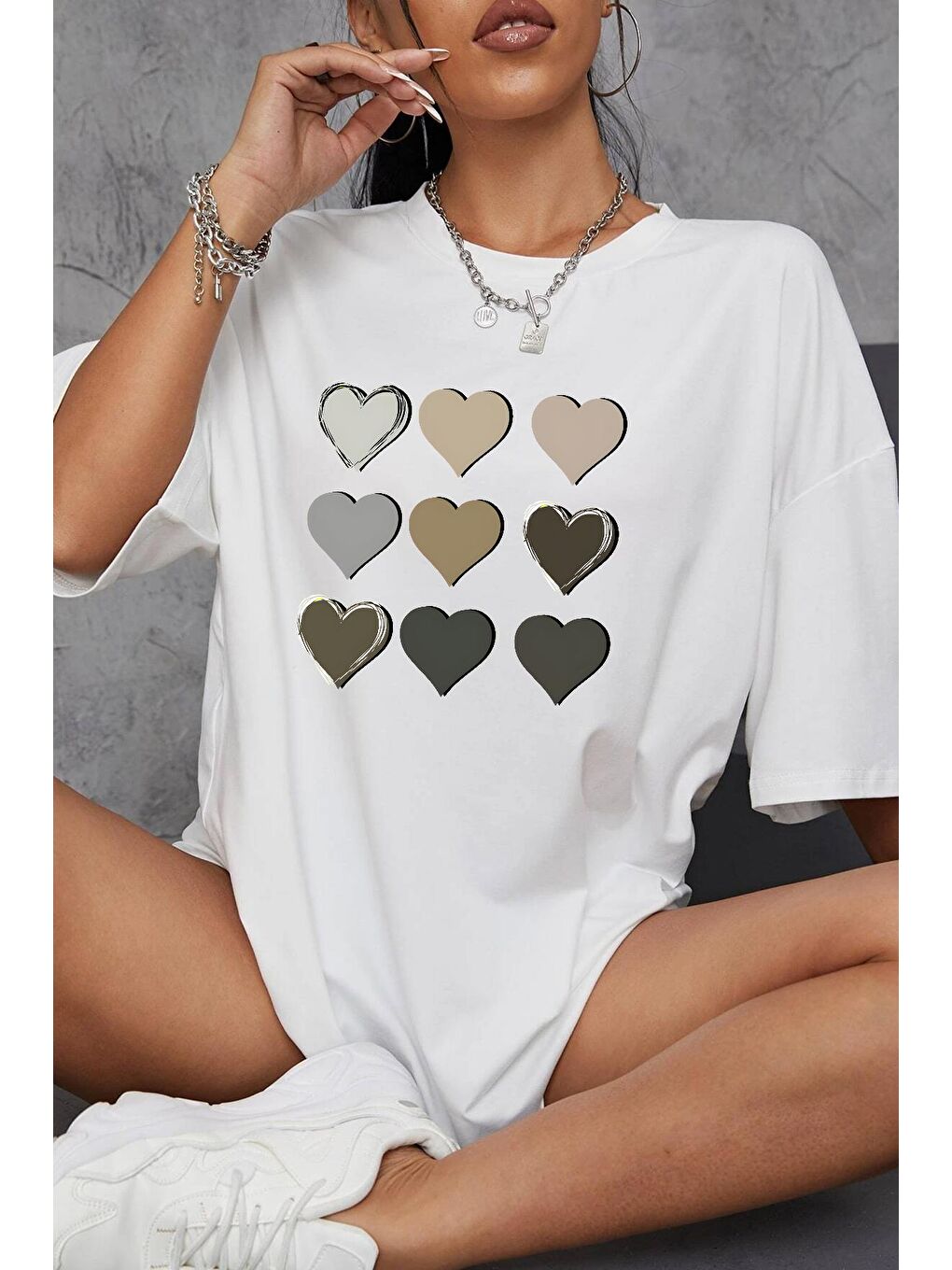 Beyaz Unisex Kalp Baskılı T-shirt