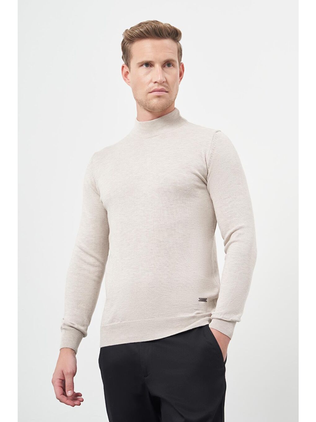 Açık Bej Uzun Kol Düz Örme Yarım Balıkçı Yaka Classic Comfort Fit Triko 1012245001