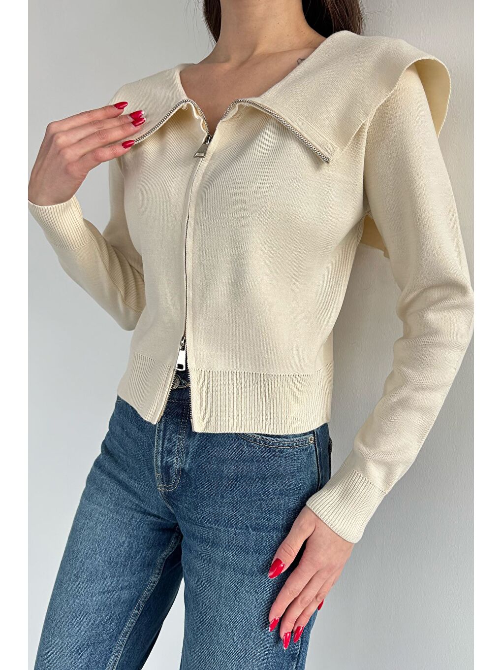 Ekru Kadın Bebe Yaka Fermuarlı Triko Bluz-2