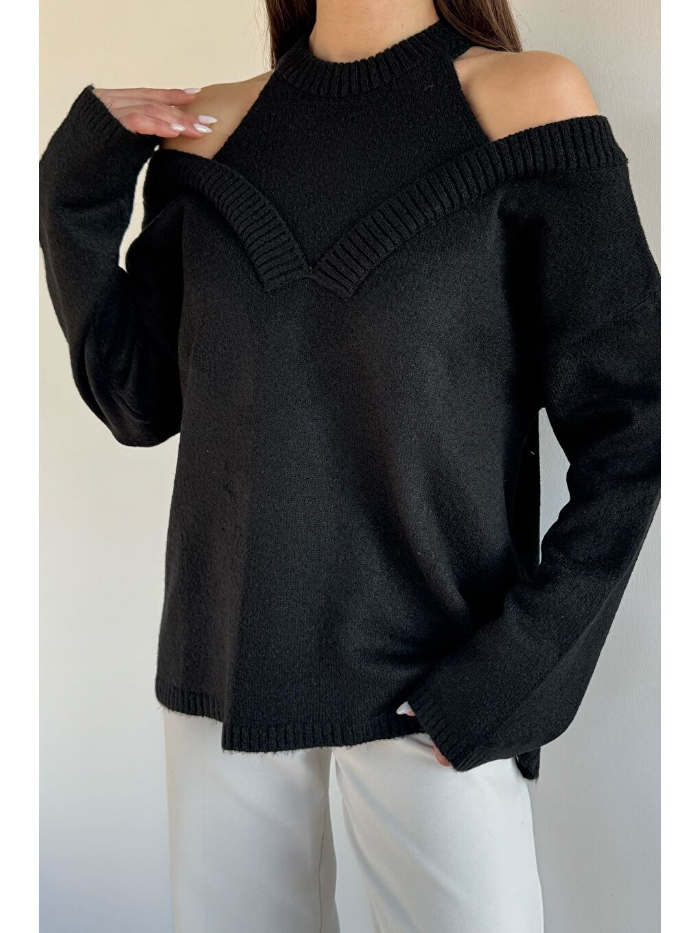 Siyah Halter Yaka Kadın Triko Bluz-2