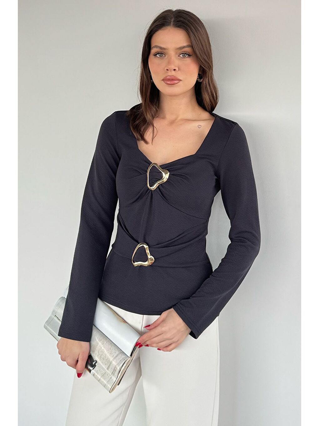 Lacivert Kadın Tokalı Bluz