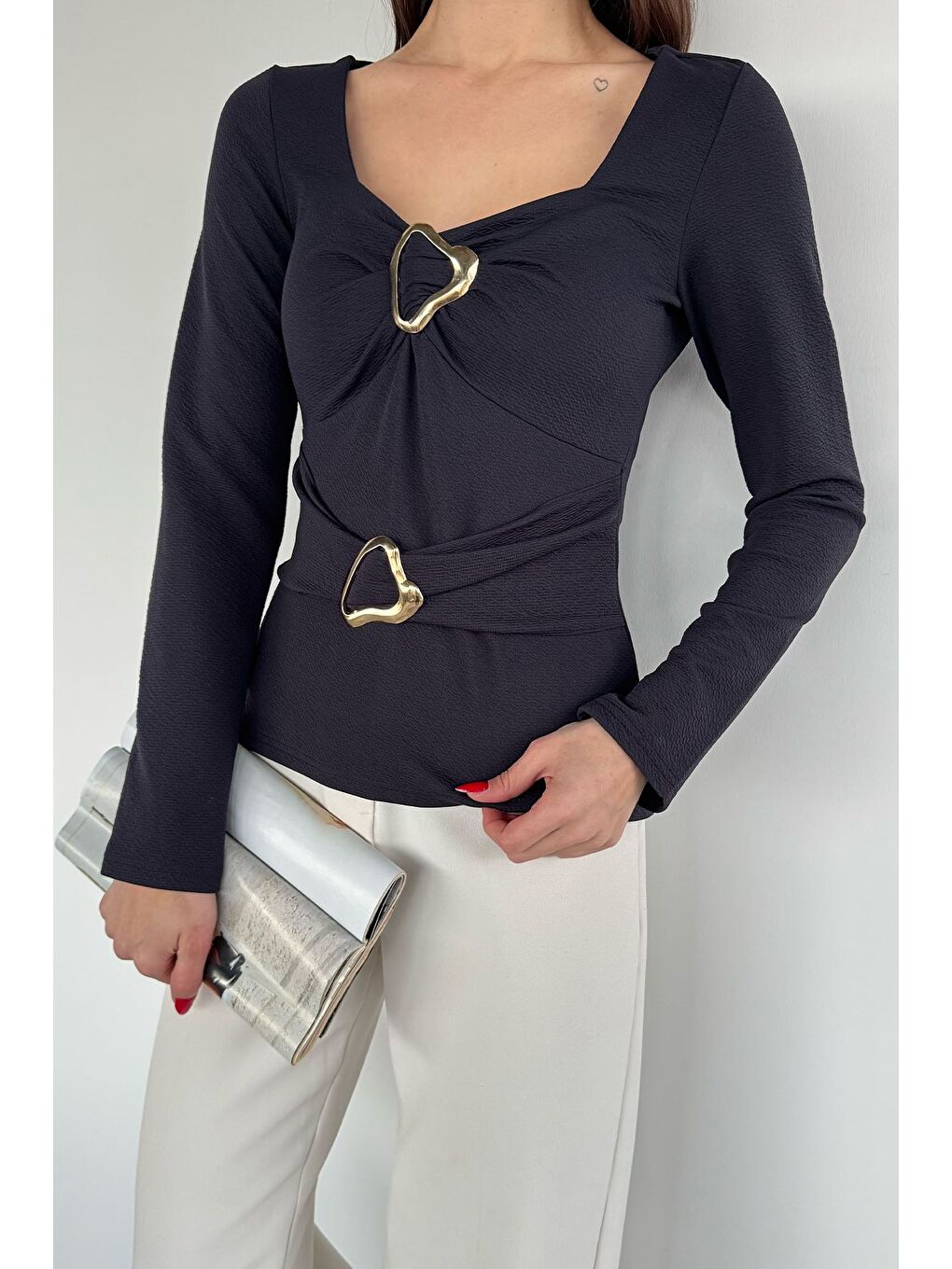 Lacivert Kadın Tokalı Bluz-1