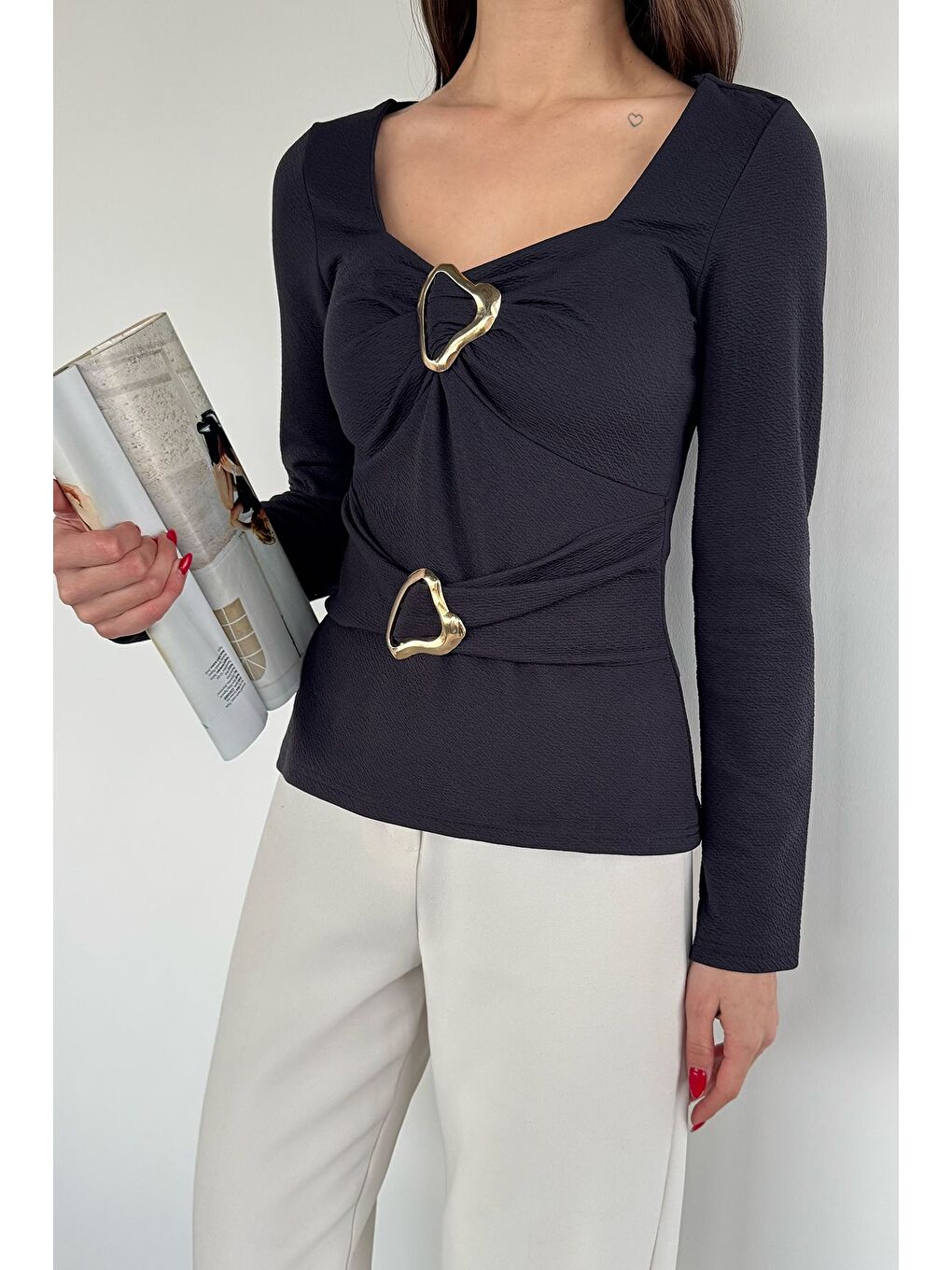 Lacivert Kadın Tokalı Bluz-2