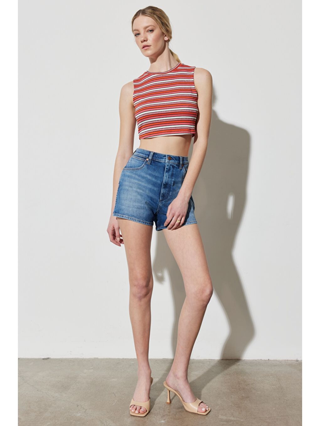 Karışık Regular Fit Normal Kesim Bisiklet Yaka Kolsuz Çizgili Crop Bluz-4