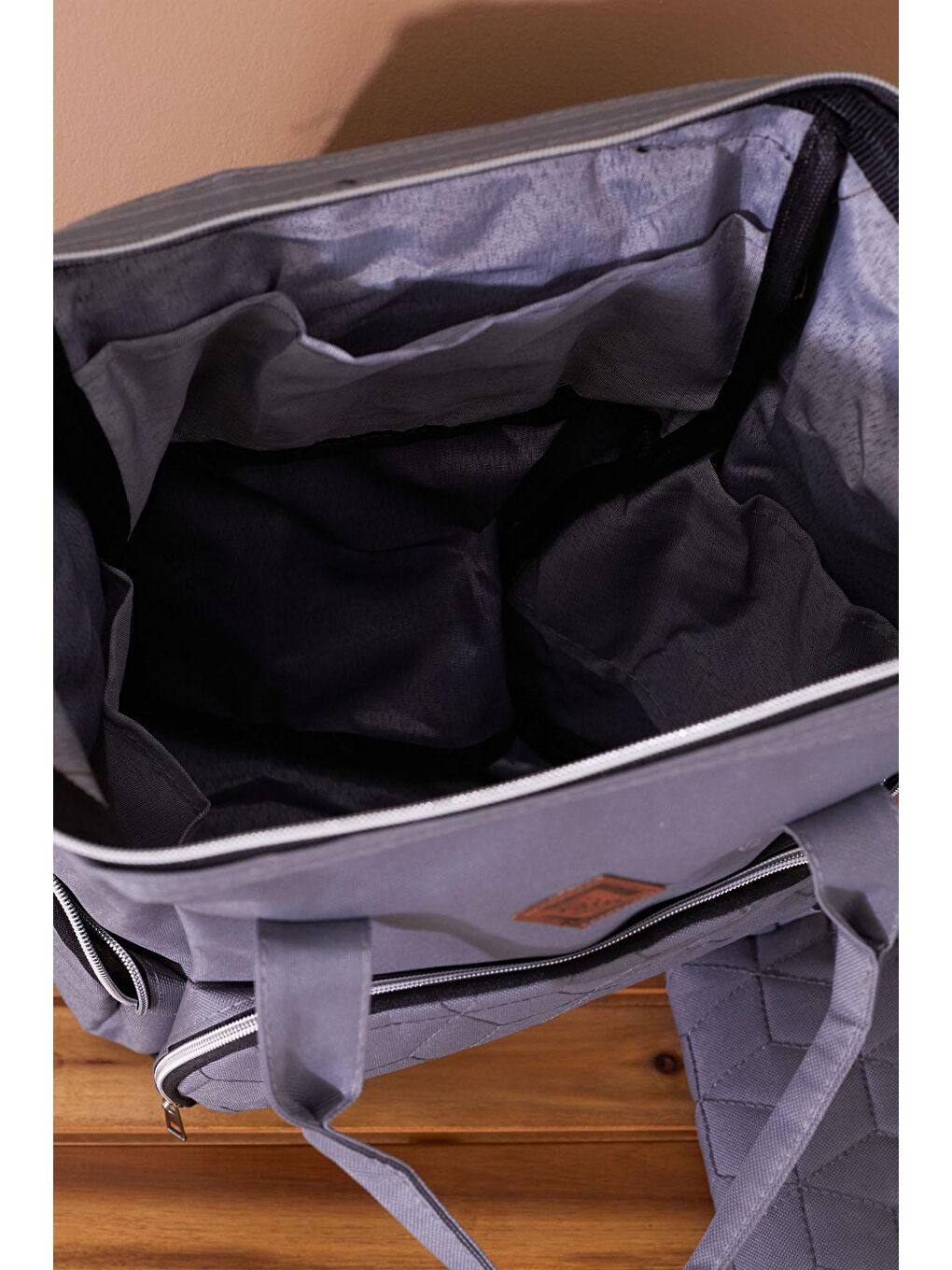 Gri Bebek Taşıma Çantası ve Termal Bakım Seti Çantası 2'li Set 19209-4