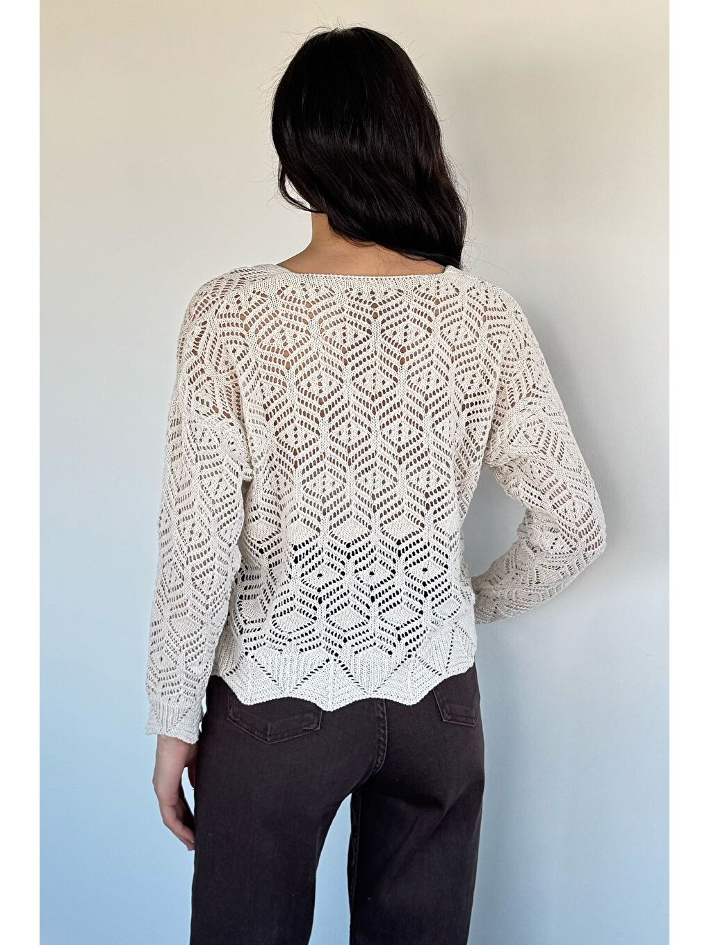 Ekru Kadın V Yaka Ajurlu Triko Bluz-3