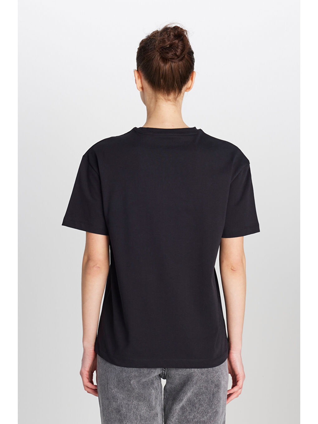 %100 Pamuk Regular Fit Normal Kesim Bisiklet Yaka Cep Detaylı Siyah Tişört-4