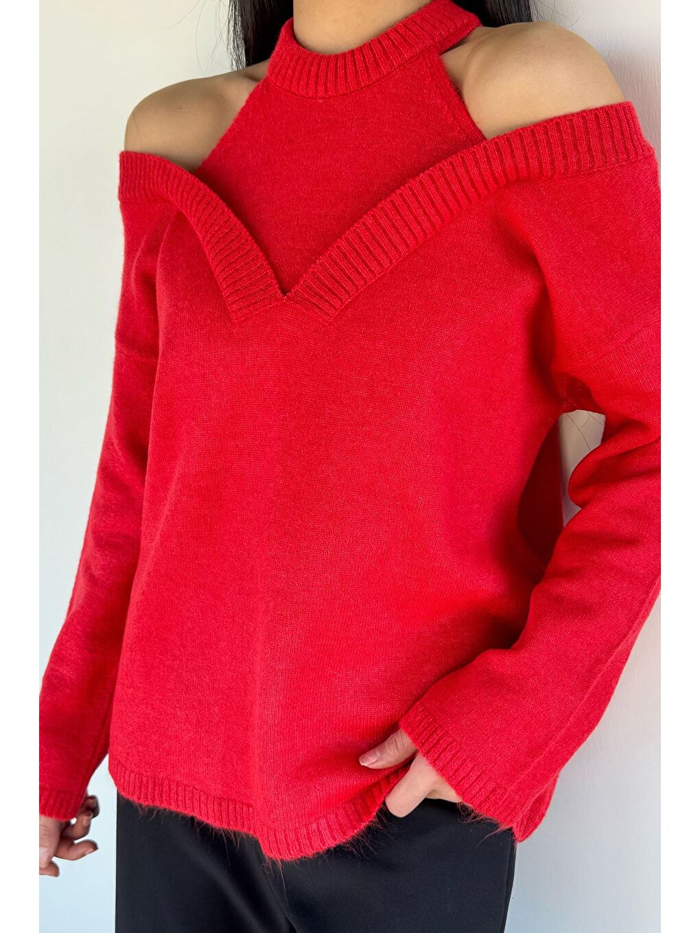 Kırmızı Halter Yaka Kadın Triko Bluz-1