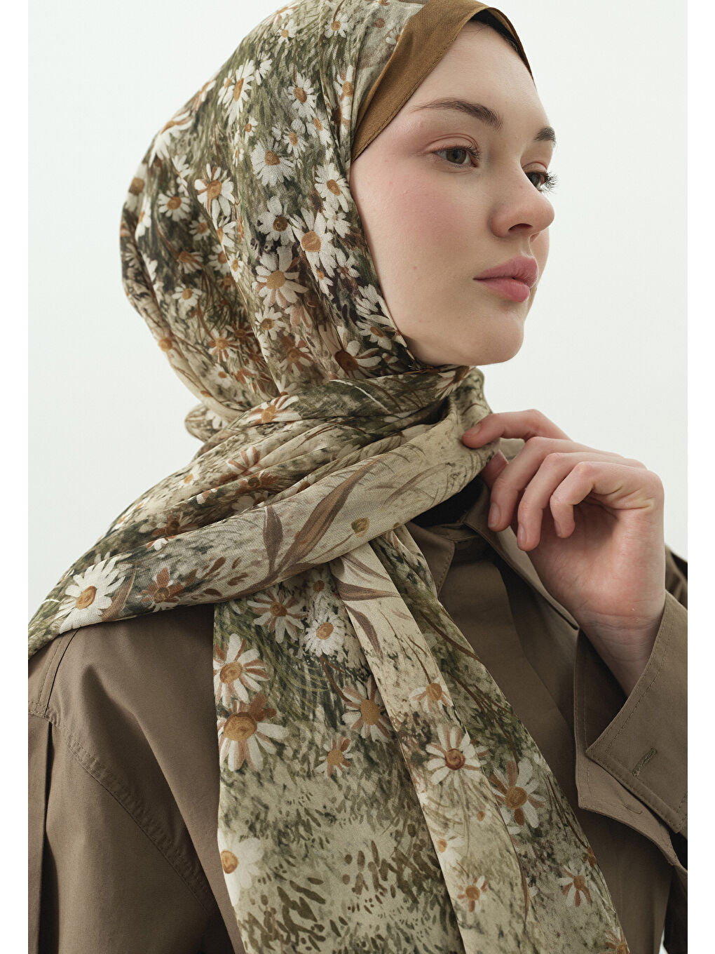 Bej TINY DAISY DESENLİ PAMUK VİSKON ŞAL BEJ